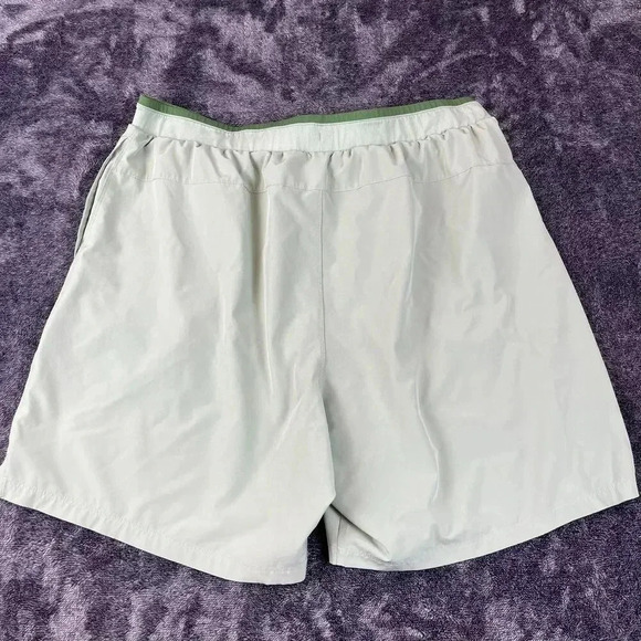 Fabletics The Fundamental Short Men's 35 7" Inseam Unlined Green Running - Picture 8 of 10